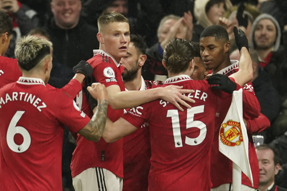 曼城稳步前 曼城稳步前